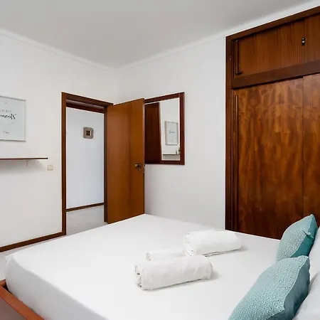 Apartment Da Rocha Wonder W/ Balcony By Lovelystay Portimao