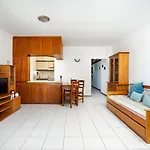 Da Rocha Wonder W/ Balcony By Lovelystay Apartament Portimão