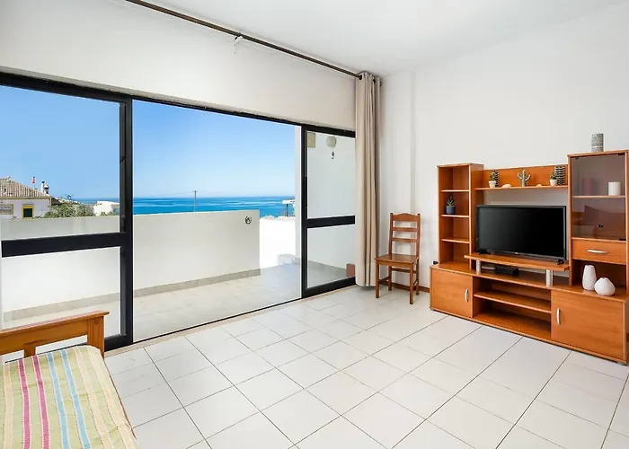 Da Rocha Wonder W/ Balcony By Lovelystay Апартаменты